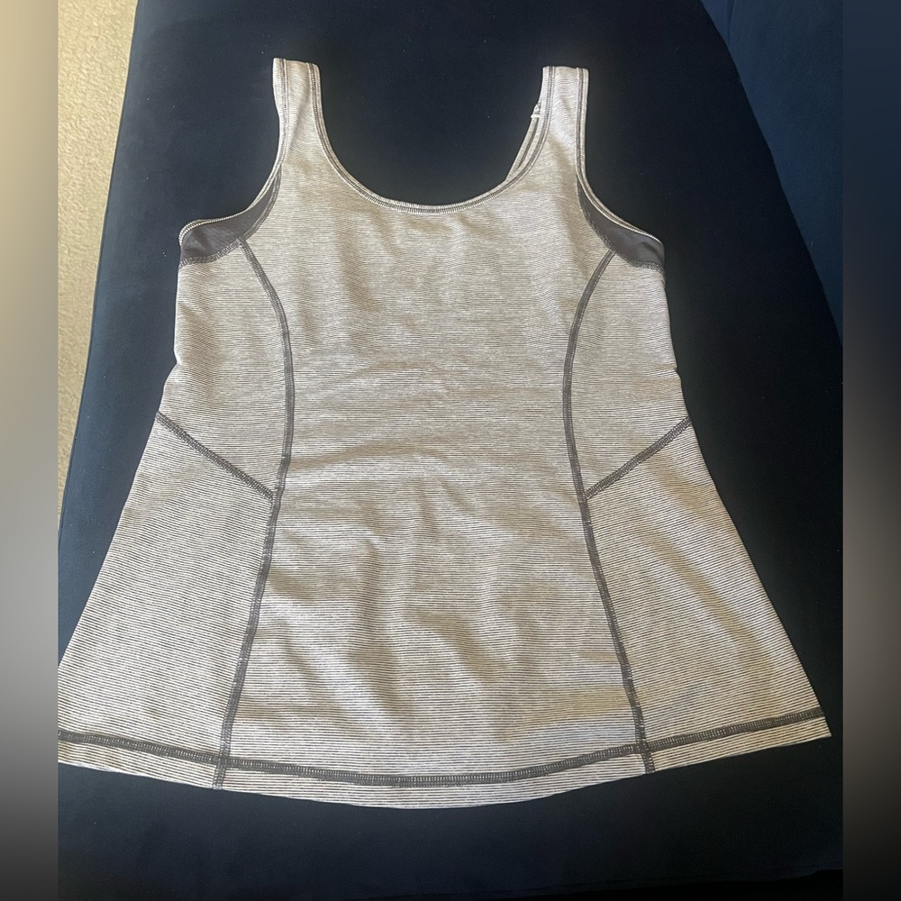 Lululemon Gray Tank Top with Contrast Seams